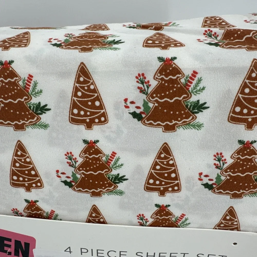 Love & Warmth Gingerbread Cookie Tree‎ Queen Size Sheet Set Christmas 2024 4 Pc